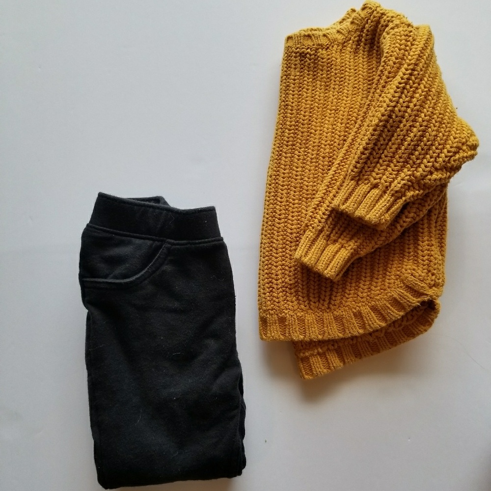 Old Navy Mustard Sweatshirt